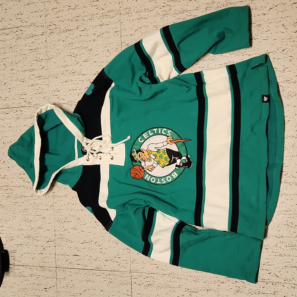 Boston Celtics Green Embroidered Big Logo Lacer Pullover Hoodie Sweater